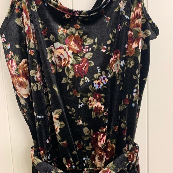 Black floral jumpsuit - Picture 2 of 4